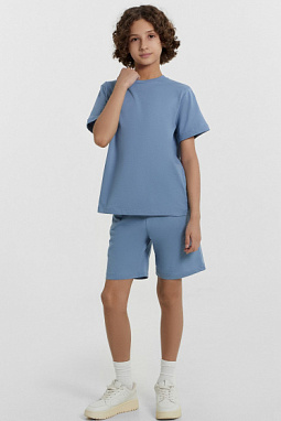 Костюм мал.