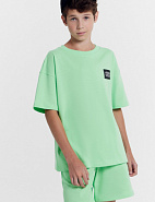 Костюм мал.