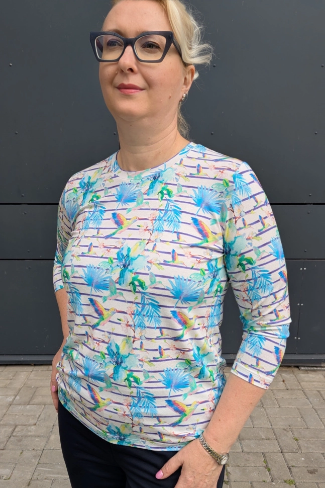 Джемпер жен,а1335,а133518(голубой,гол,,колибри на ветках), (46-158,164)