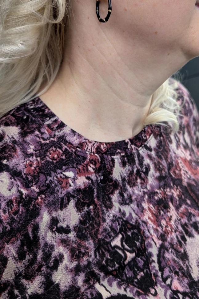 Джемпер жен,а133,а13303(,фиол,,борд этника), (58-158,164)