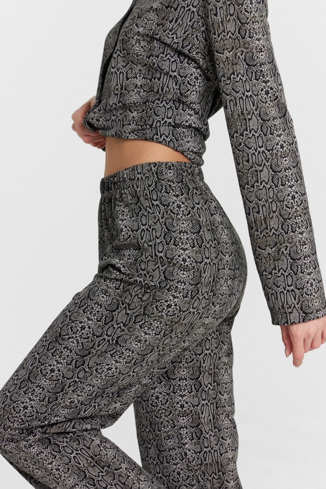 Пижама жен,592462,24-29870пп-0(змеиный принт,сер,чер,), (56-164,170)